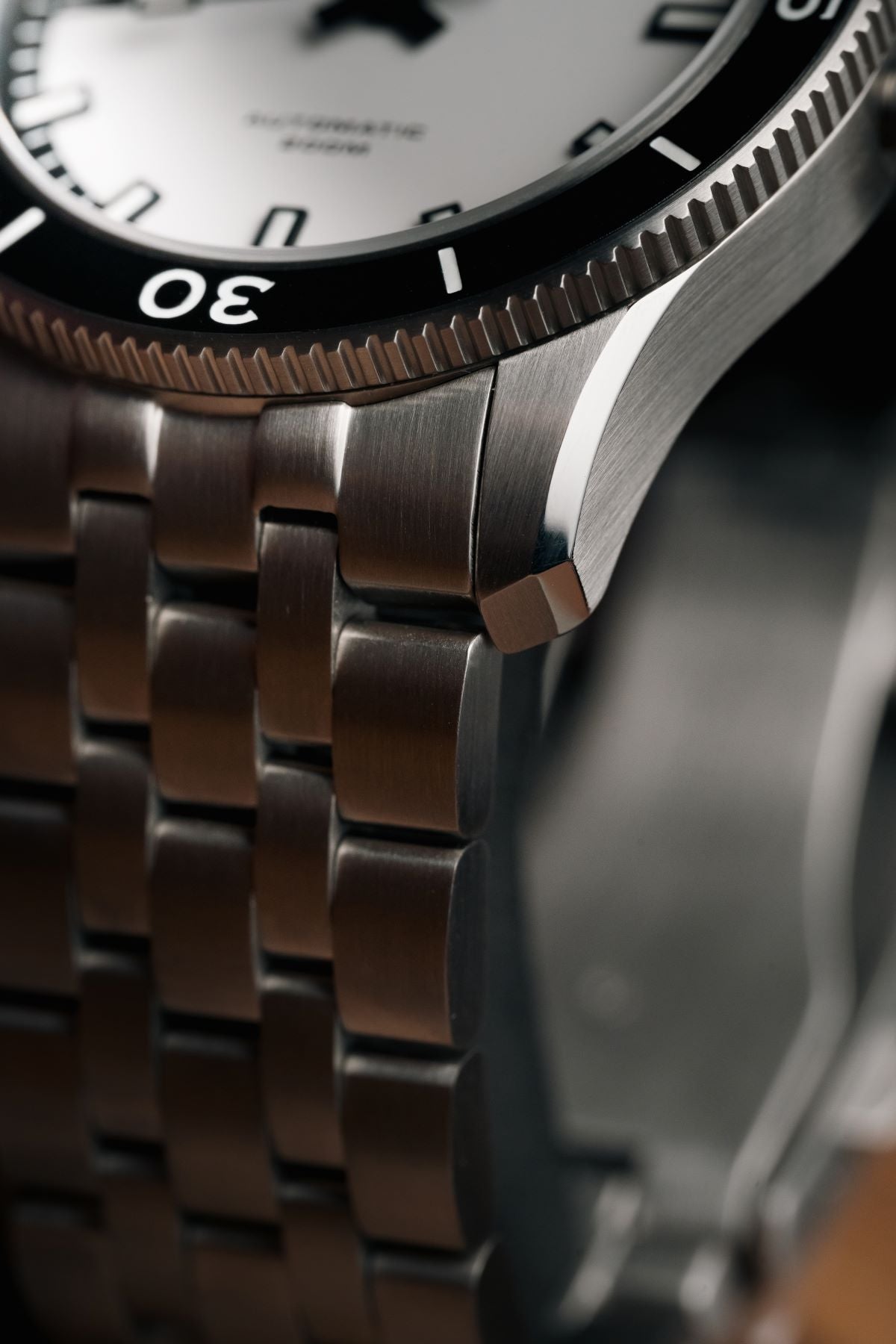 Resize a Watch Bracelet with Screw-Type Pins