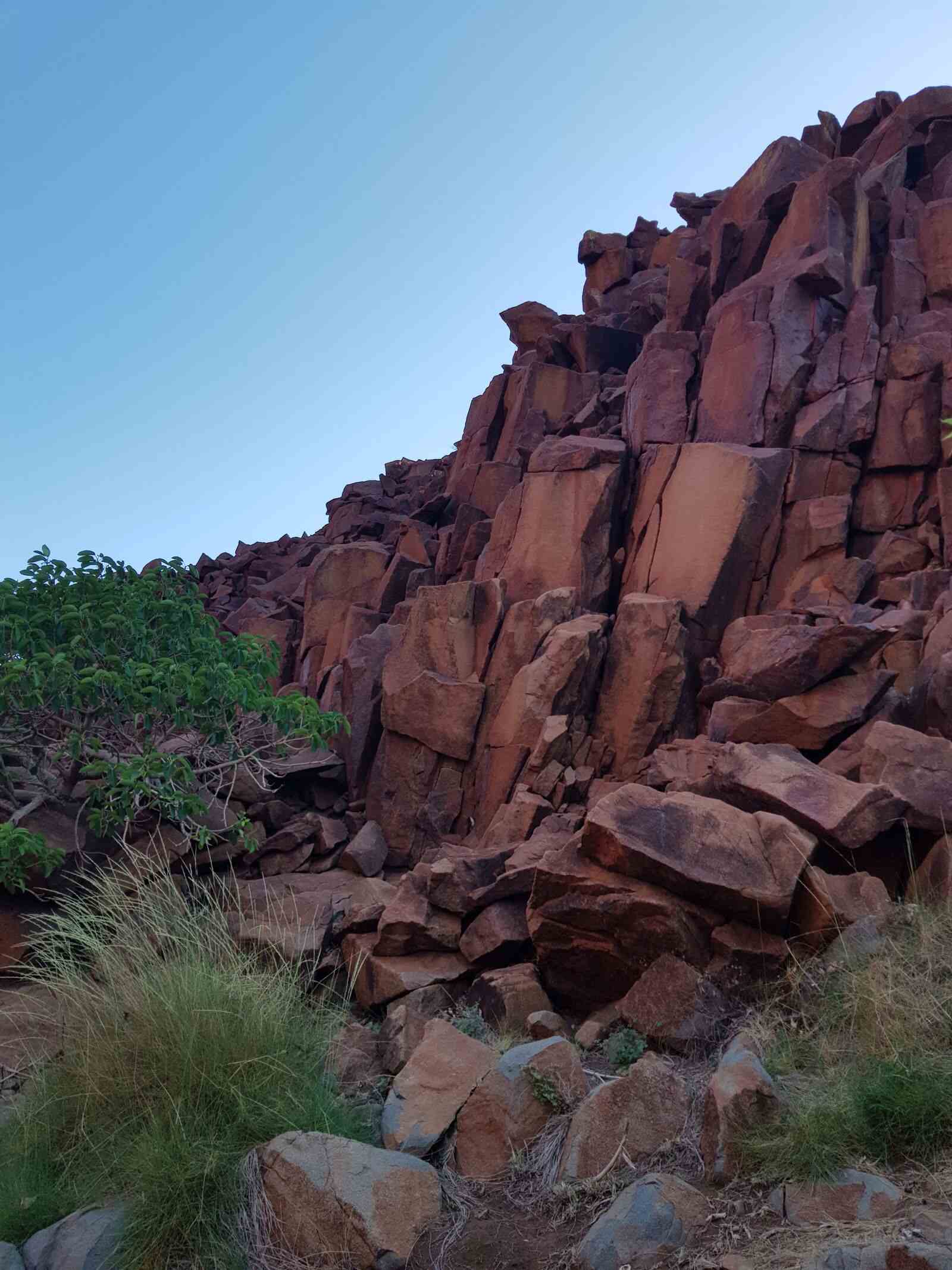 Pilbara gorge rock formation, deep red rusted rock